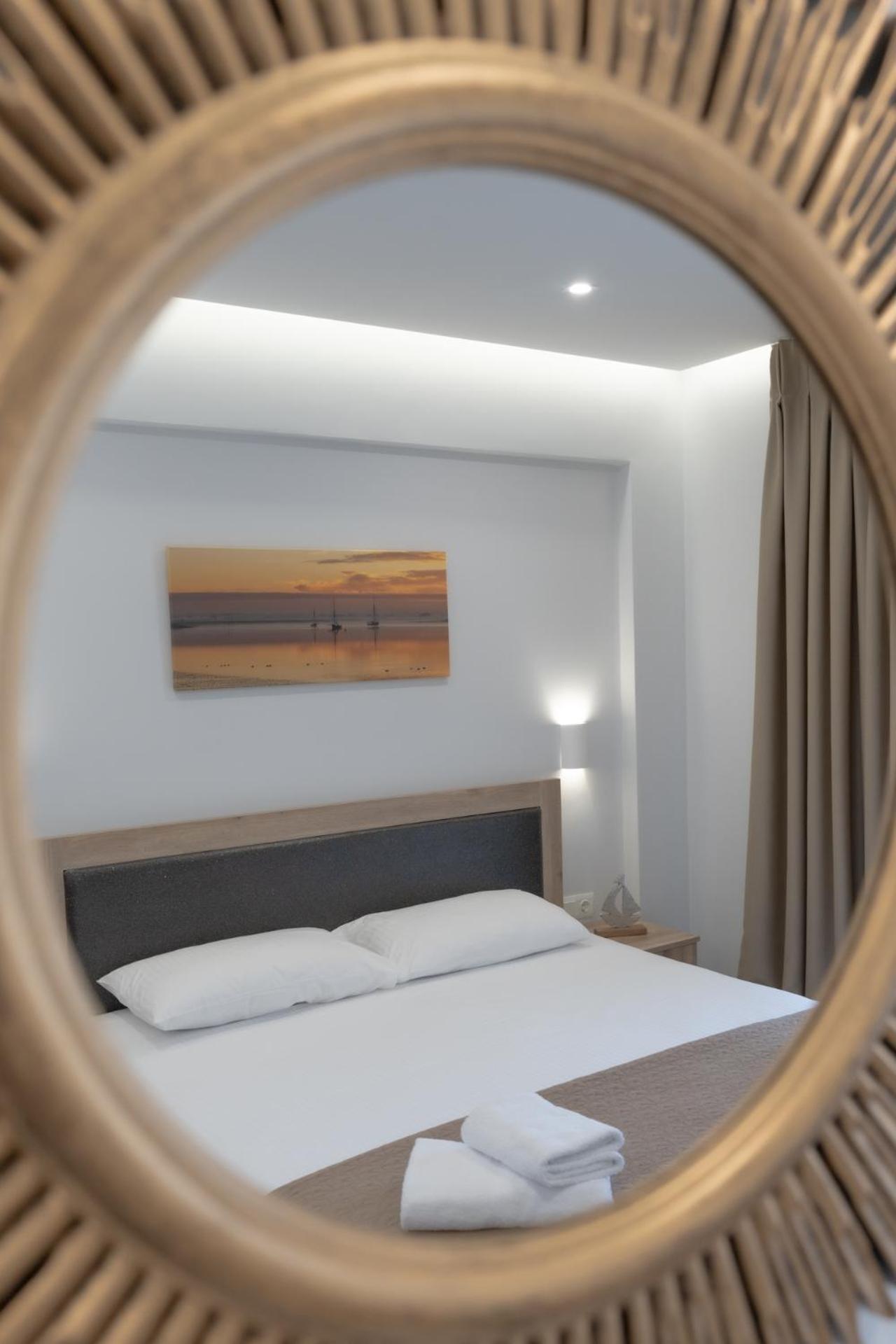 Sunshine Rooms And Suites Vrasná المظهر الخارجي الصورة
