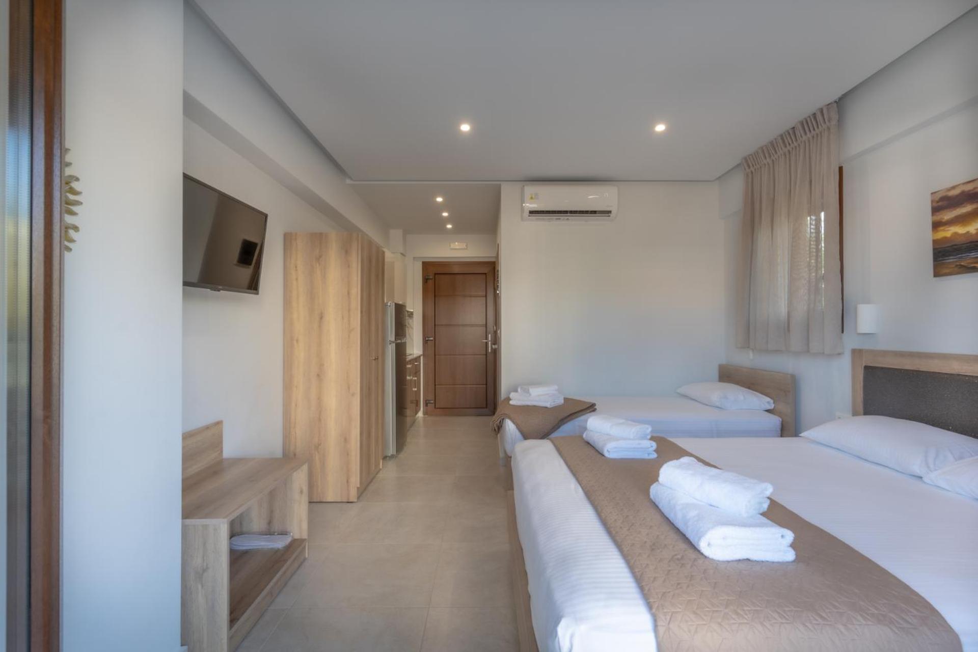 Sunshine Rooms And Suites Vrasná الغرفة الصورة
